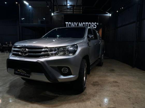 TOYOTA HILUX 2.7 SRV 4X4 CD 16V FLEX 4P AUTOMÁTICO TOYOTA HILUX 2.7 SRV 4X4 CD 16V FLEX 4P AUTOMÁTICO